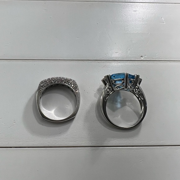 Beautiful 14k White Gold Blue Topaz, Green Amethyst & Diamond Ring set! - Picture 11 of 16